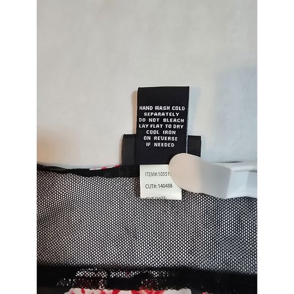 Torrid Floral Mesh Panel Top Size 2X lightweight short sleeve - Picture 5 of 13